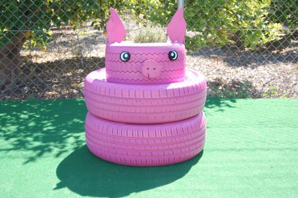 The Tyred Pig - Image 2