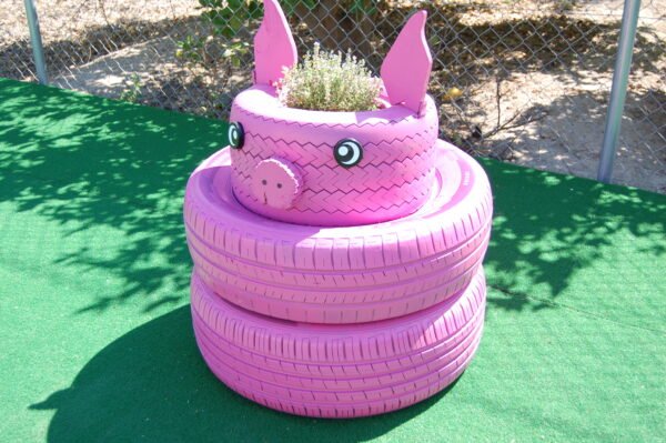 The Tyred Pig - Image 3