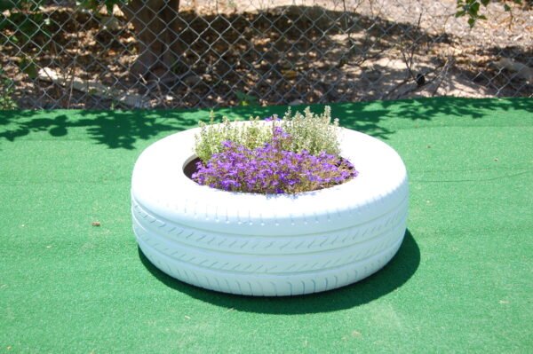 Tyre Planter - Image 5